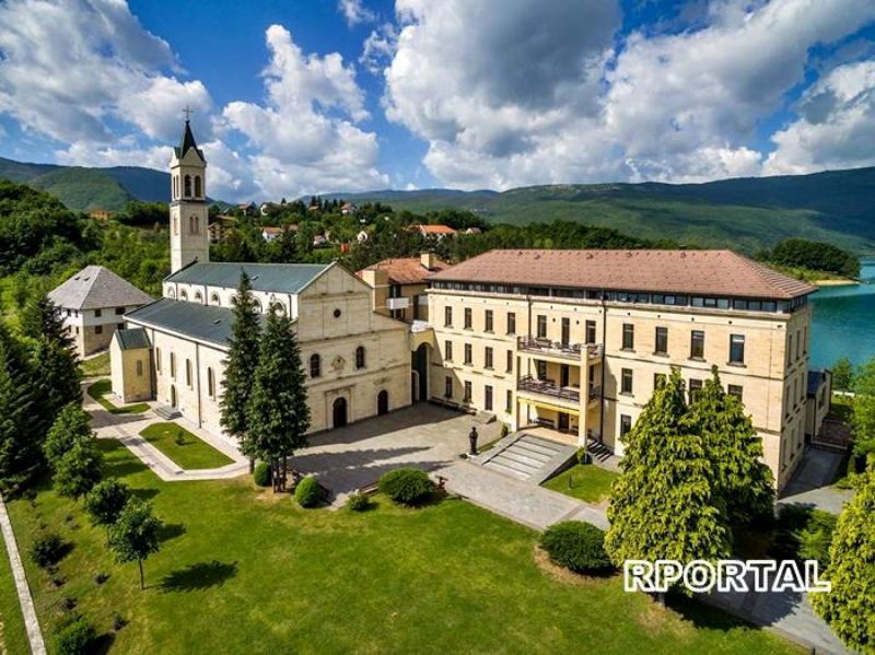 Upoznajmo ramske crkve: Svjedoci vjere, povijesti i ba&scaron;tine