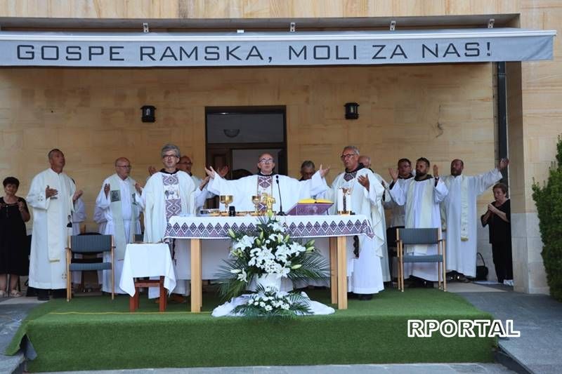 Foto/video: Mala Gospa 2024. - Misa uočnica na &Scaron;ćitu