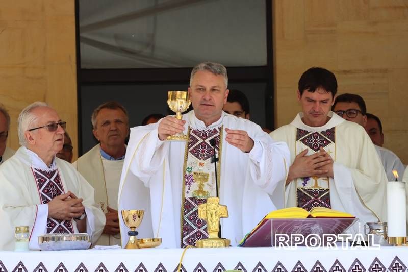 Foto&amp;video: Proslava Male Gospe na &Scaron;ćitu