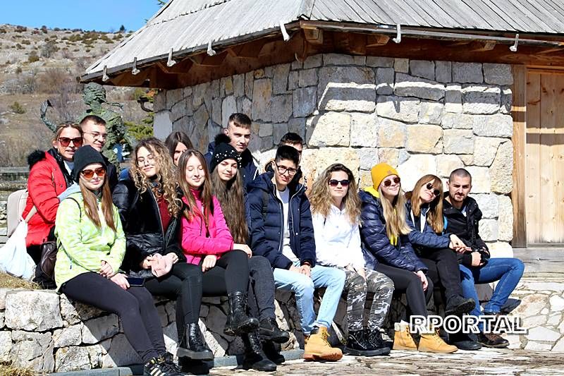 Foto: Učenici K&Scaron;C "Petar Barbarić" iz Travnika u posjetu Rami